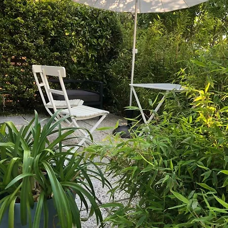 Poppies , Free Parking Guest house 3*
