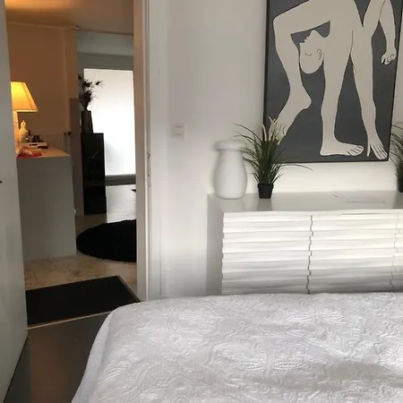 Poppies , Free Parking Guest house 3*
